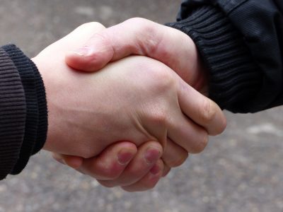 handshake-metropolico-org